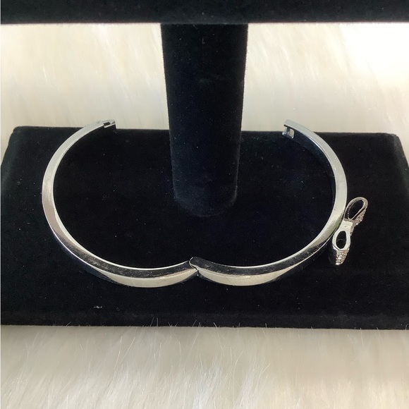 ♠️ KATE SPADE ♠️ Pave Bow Bangle - Picture 3 of 9